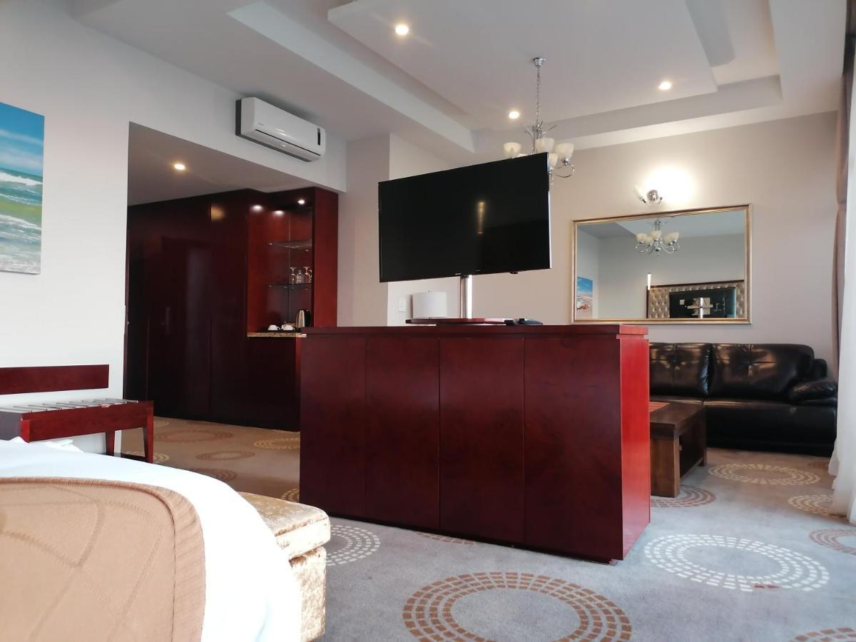 Flamingo Villas Boutique Hotel Walvis Bay Exterior foto